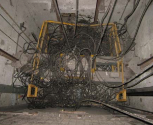 elevator-suspension-ropes-severely-damaged-20